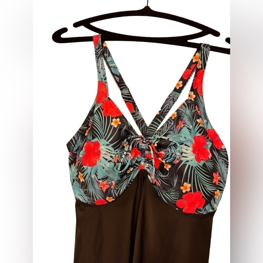 Nieyook Tankini Swimsuit Top Size 22W - Picture 4 of 9